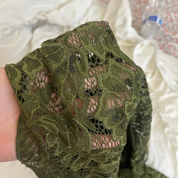 Women's Green Lace Top - Picture 3 of 3